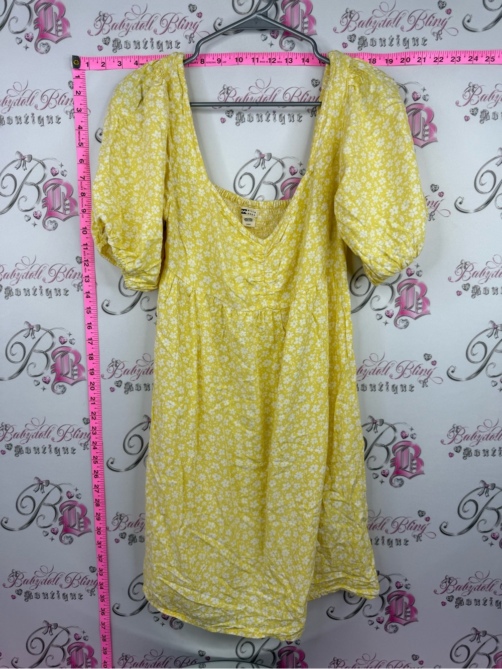 Billabong dress smocked puff shoulder sleeve Yellow Floral Puff-Sleeve Dress